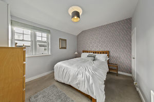 Bedroom- click for photo gallery